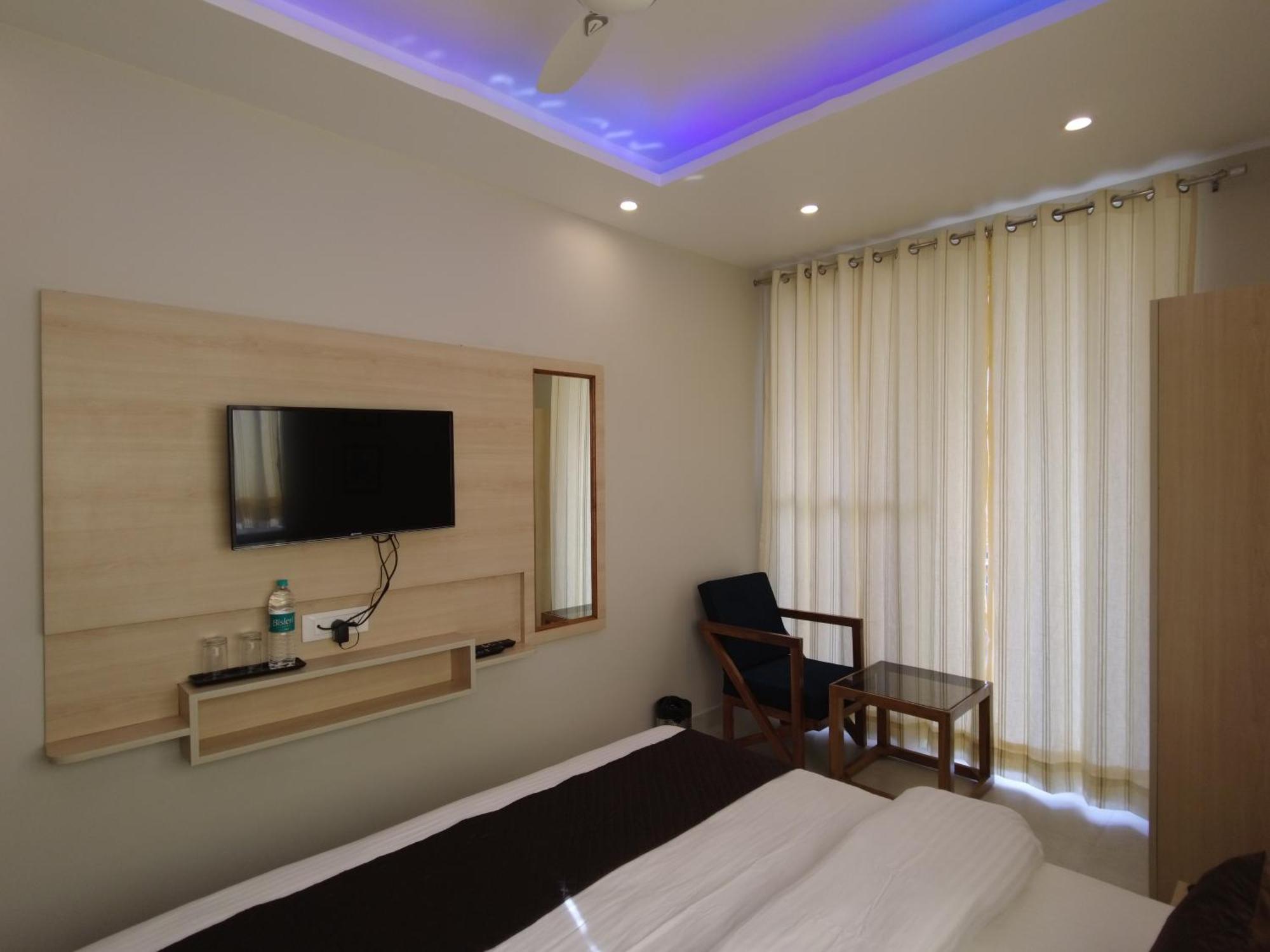 Punyah Residency Rishikesh Hotel Exterior photo