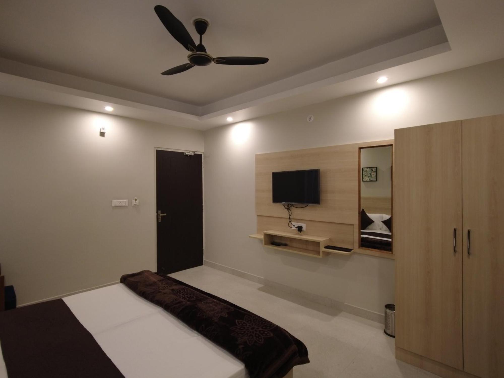Punyah Residency Rishikesh Hotel Exterior photo